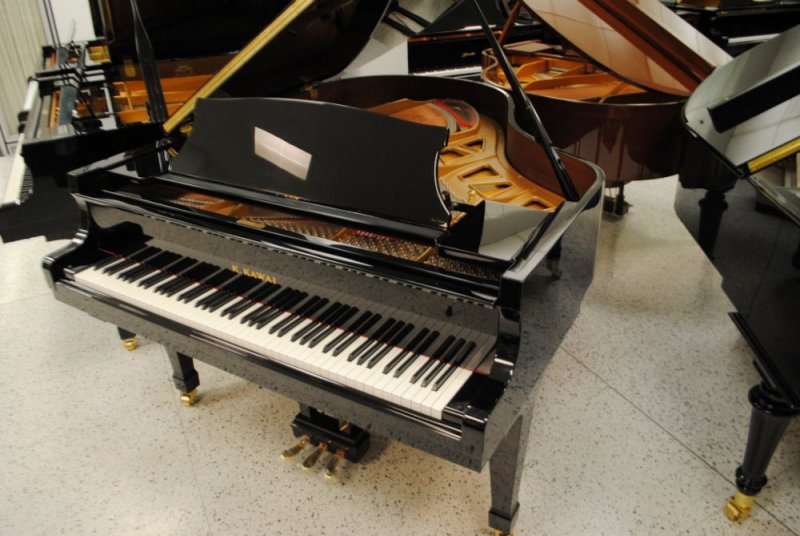Kawai KG-3 Grand Piano