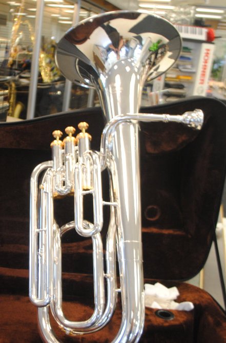 Schiller Baritone Horn Silver Plated/Gold