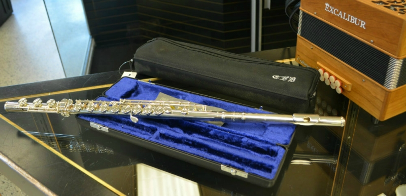 Emerson EF88 Professional Flute