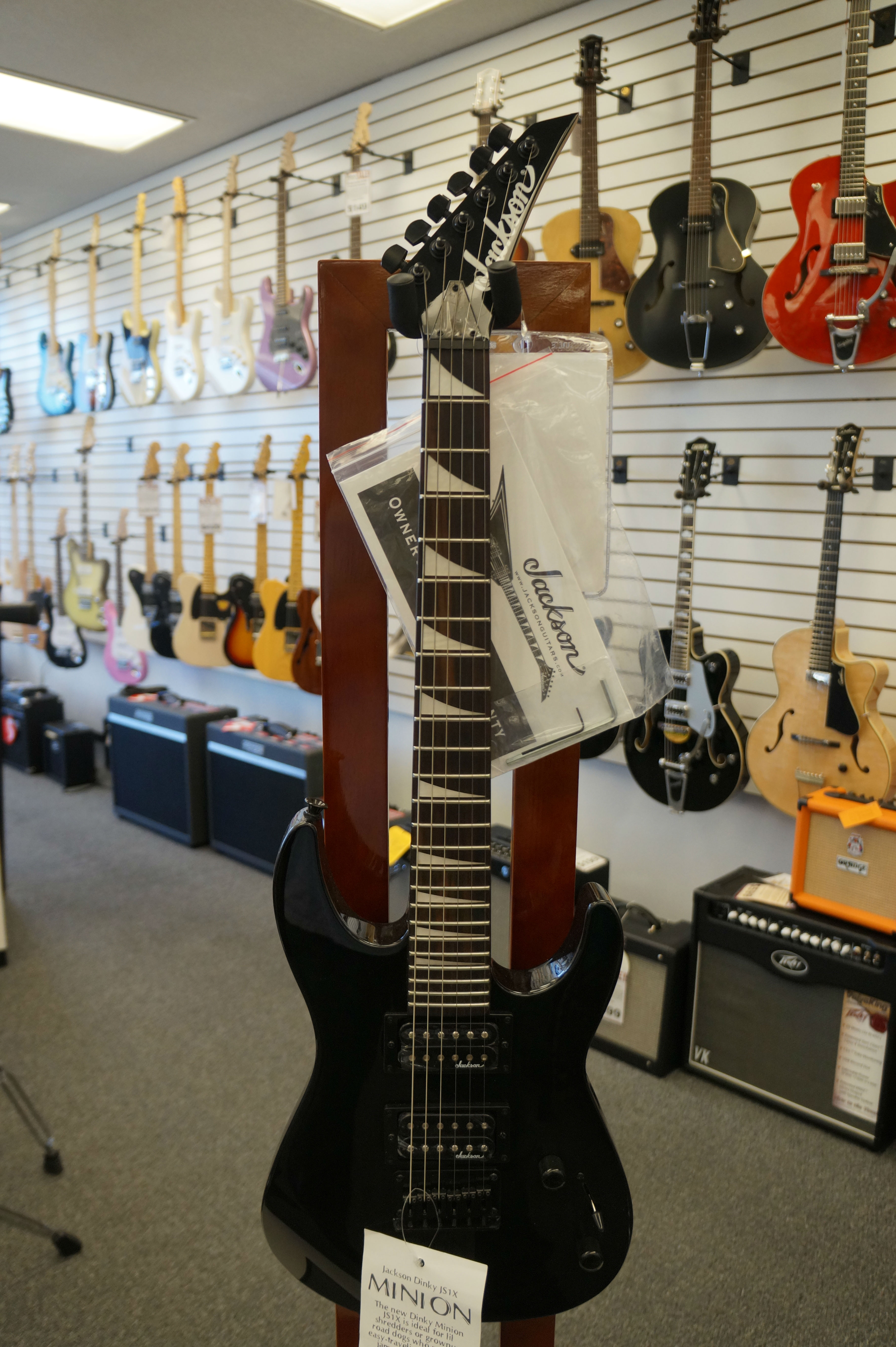 Jackson JS Series Dinky™ Minion JS1X Electric Guitar