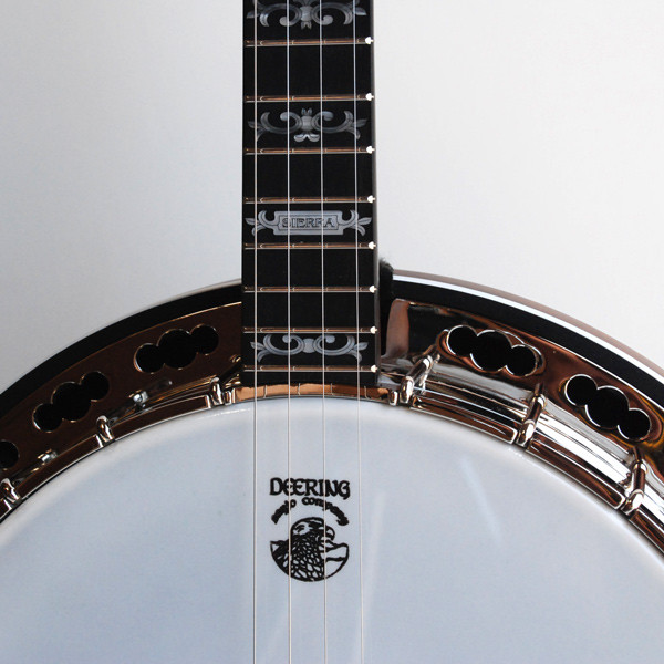 Deering Sierra™ 17-Fret Tenor Banjo