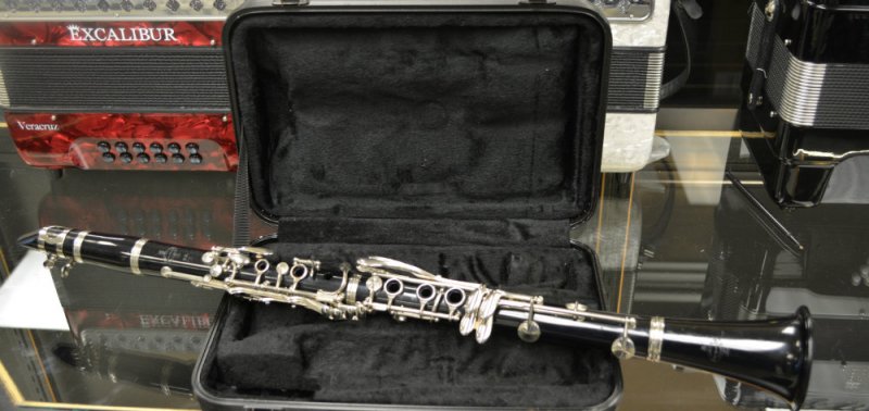 Buffet Clarinet Plastic Molded with Case