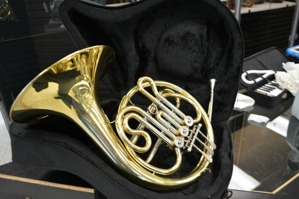 Schiller American Heritage Jr French Horn - Gold Lacquer