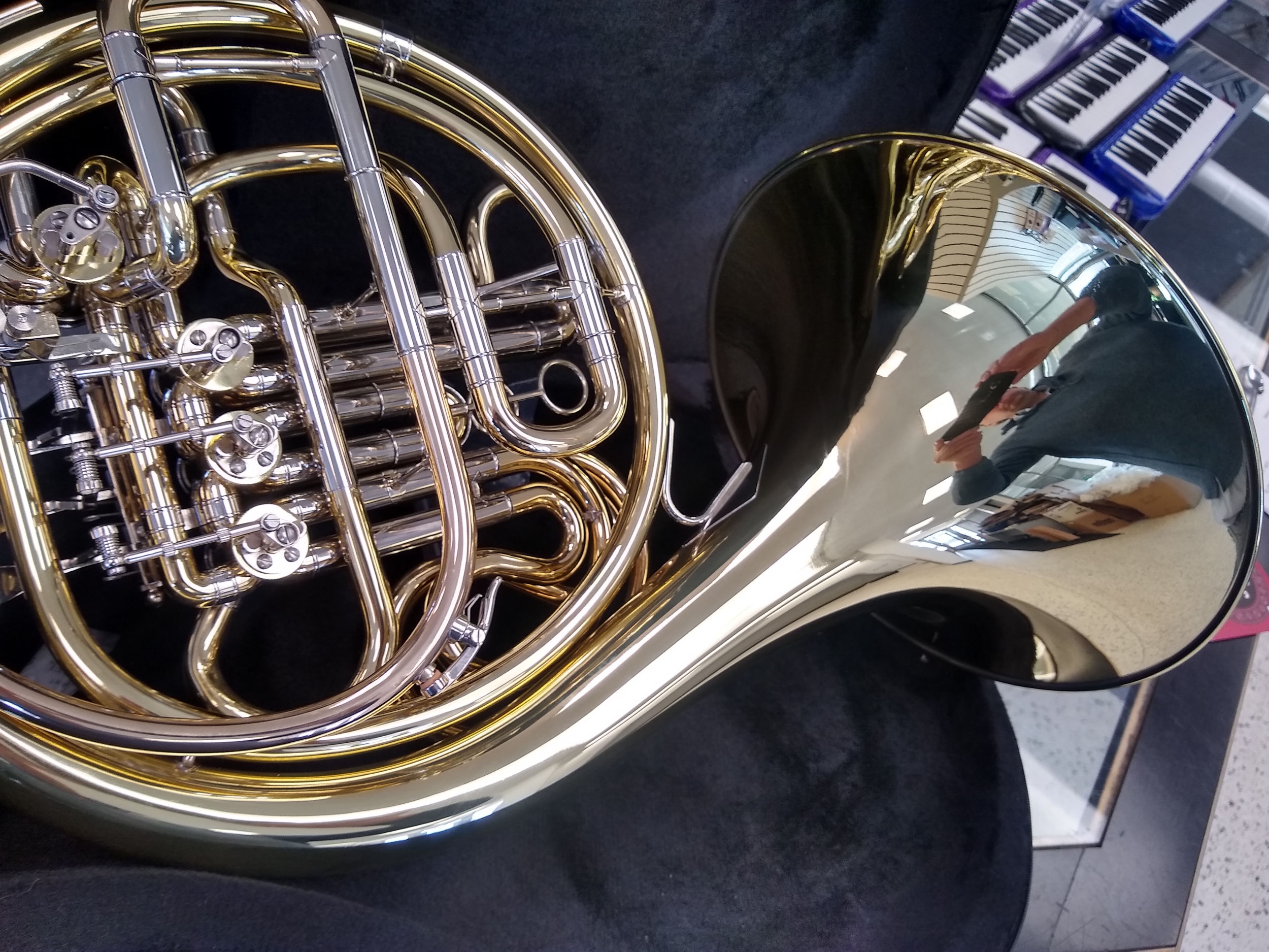 Schiller Elite VI French Horn